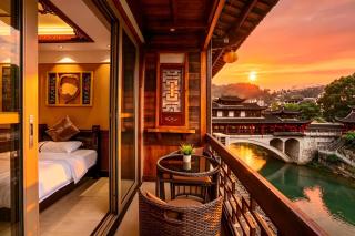 Huaqianshu Theme Inn 高铁免费接站或送站一次 - 2