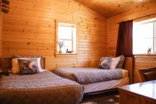 Zion, Bryce Vacation Cabin - Pine Nut Hut - 6