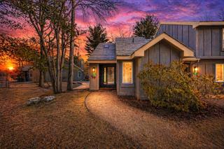 Jack Frost Mountain ski, townhome, fireplace, loft - 9