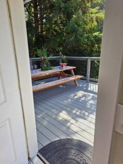 Catch & Relax Pet-Friendly Hot Tub Retreat - 9