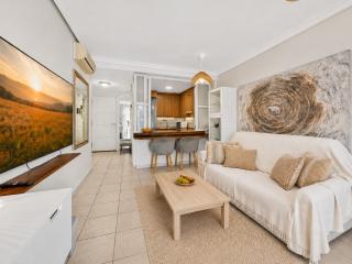 Oceanview Apartment - Large Terrace - Pool & Jacuzzi - Top Floor - Los Gigantes - 3