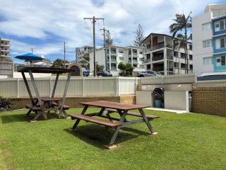 Unit 5 'dulkara' Kings Beach - 6