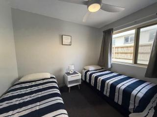 Unit 5 'dulkara' Kings Beach - 4