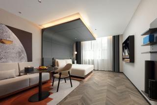 Atour Hotel at Wuyue Plaza Urumqi International Convention and Exhibition Center - 2