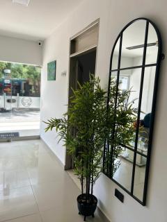 Laurel plaza 46 - 8