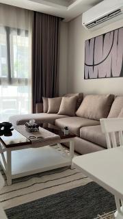 Elegant and modern studio in the heart of Sheikh Zayed Compound ZED PARK - 9