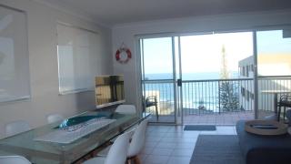Unit 5 Sanctuary Shores, Kings Beach - Free Wifi - 6