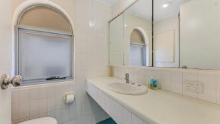 Seaspray U6 Ocean Views & Direct Beach Access - 2