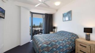 Centrepoint Unit 27 - 4