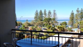 Great Views, Ultimate Comfort and Top Location! - 0