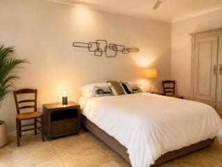 300 The Guesthouse Mowbray Valley Port Douglas - 3