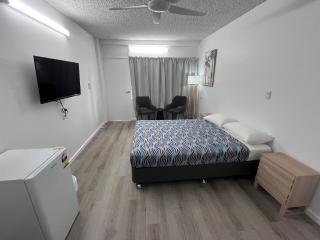 A1 Inn the city A1 Car Rentals - Cairns - 0