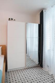 B68 Apartment 19 - 6