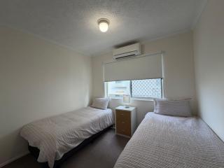 Solaris Court Unit 2 - Caloundra - 5