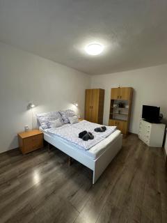 Arnold Apartmanház - 3