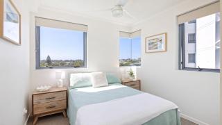 Centrepoint Unit 31 - Caloundra - 3