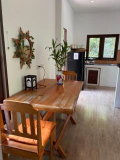 Smart TV, 2 Aircons, King Bed, Hammock, Fast Wifi - 2
