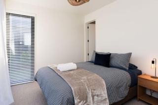 Alpine Luxury With 3 Ensuites - 9