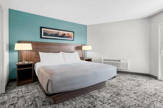 Quality Inn & Suites Hermosa Beach - 8