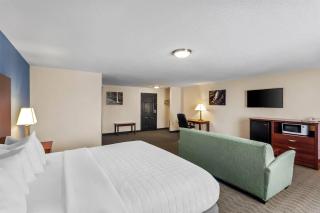 Rodeway Inn - 1