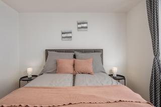 Apartment Ana - Happy Rentals - 8