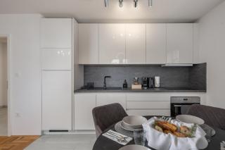 Apartment Ana - Happy Rentals - 1