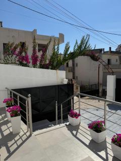 Niko Apartments - 3