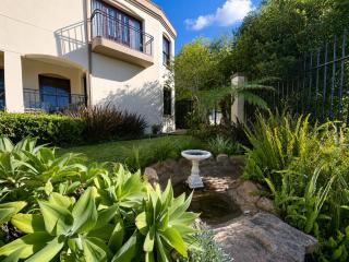 Baycrest Villa - Luxury Coastal Stay - 2