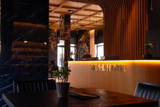 Vila-L Hotel - 8