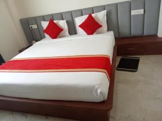 The Kalindi Hotel and Resort - 7