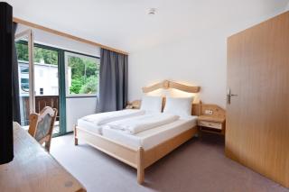 Hotel Gruberhof Innsbruck Igls B&B - 8
