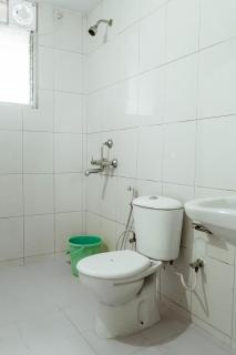 Seashore Serenity 2BHK S650m Stroll Varca Beach - 8