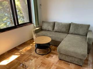 Sea Side Apartment with Private Beach - Renovated 2026 - Omiš - 9