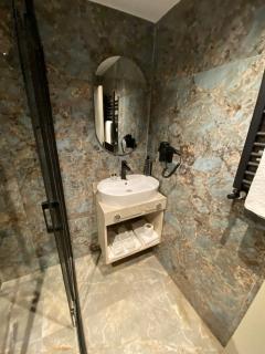 Nevv City Hotel - 2