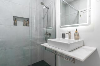 Bays Secrets Apartment by AH - 2