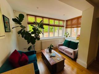 Alresford House - 3 Bedroom Apartment - 7