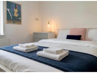 Alresford House - 3 Bedroom Apartment - 3