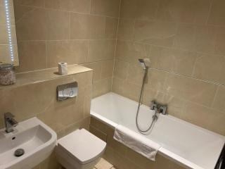 Alresford House - 3 Bedroom Apartment - 1