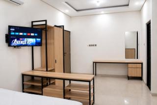 Djuragan Kamar Labuhan - 8