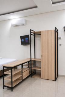 Djuragan Kamar Labuhan - 2