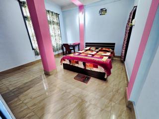 Budget friendly Rooms & 1BHK,2BHK Apartments at Taj Residency Holiday Homestay - 9