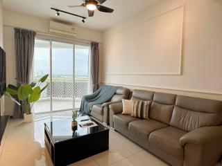 Grandview 360 Large space living area 5min to CIQ - 9