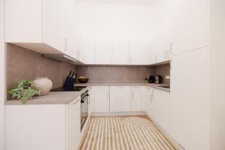 Designer Apartment - 10 min City Center - U3 Metro - 2