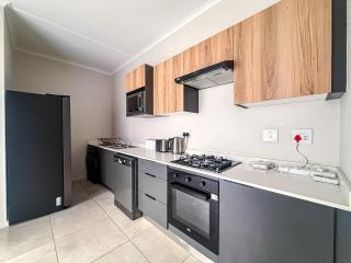 Urban Edge Suites - 3