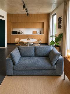 Central Antwerp Apartment with Garden & Parking - 8