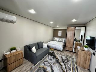 LUX HOME на Стрелке - 0