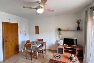 Appartement rénové à 50 mètres de la plage - 1