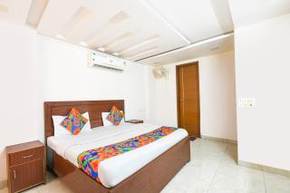 FabHotel The Royal Residency - Dashrathpuri Metro - 1