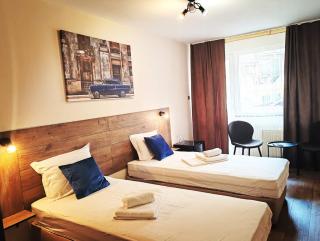 Hotel Sorbona - 4