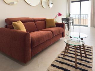 Bright 1 bdr apt seaview - 2 min from beach - LCGR - 0